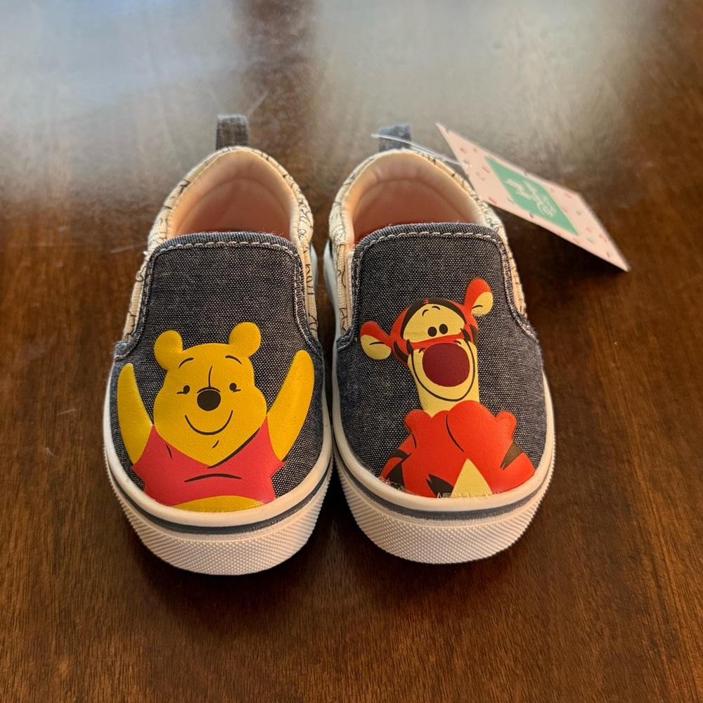 NWT Winnie the Pooh slip on shoes